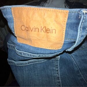 Calvin Klein Men's Denim Jeans with Tan Label 30 x 30 slim fit
